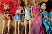 Barbie dolls bundle