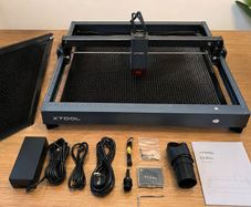 xTool D1 Pro 5W Laser Engraver + Honeycomb