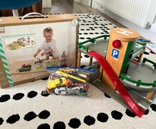Brio Garage and wooden road set