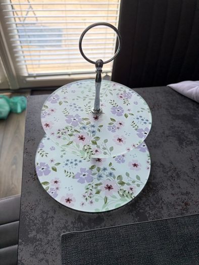 cupcake stand