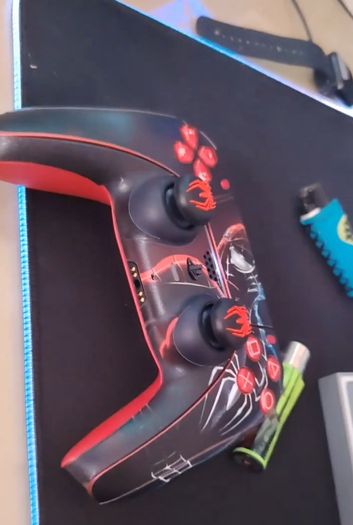 Skin for playstation 5