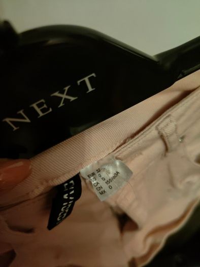 pink shorts