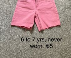 Girls shorts, 6 to 7 , never worn