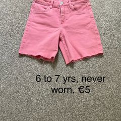 Girls shorts, 6 to 7 , never worn