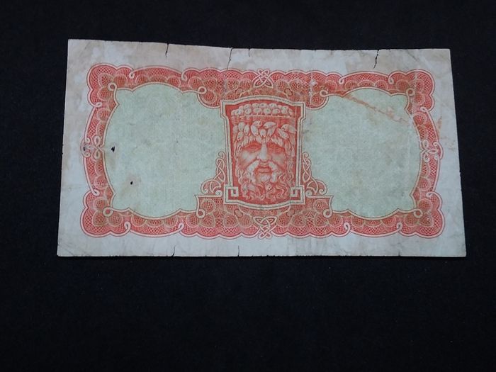 The Central Bank of Ireland : 1968 , Lady Lavery , 10 Schilling Banknote
