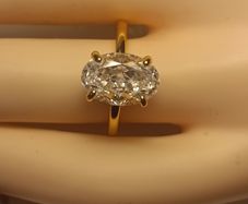 Yellow Gold plated Sterling Silver 3ct. Oval brilliant Diamond Simulant Ring