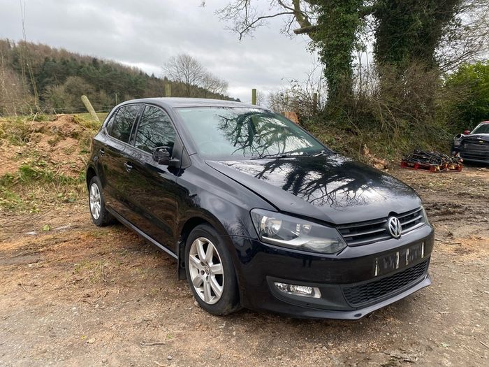 2013 Volkswagen Polo Breaking For Parts