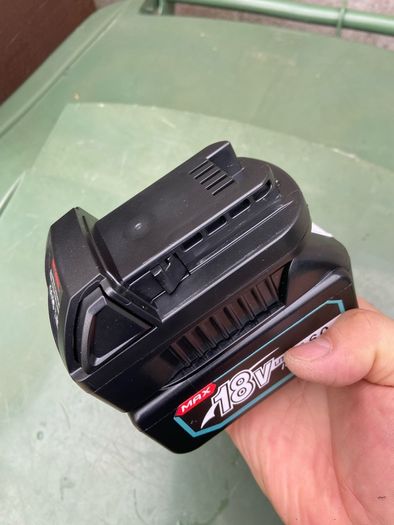 Milwaukee adapter for makita battery