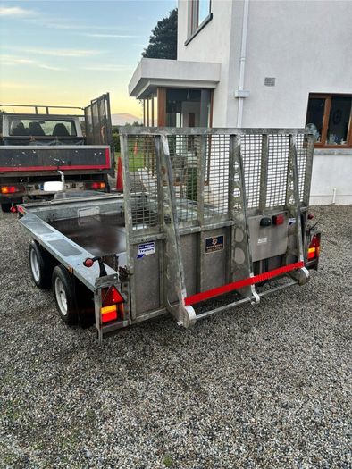 Plant Trailer