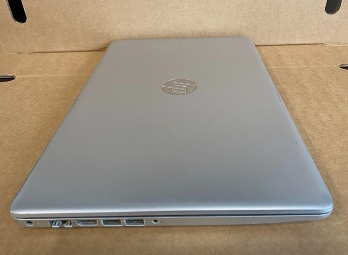 HP 15 DR0006TX 15.6" Gaming Business Laptop i5 16GB RAM 512GB SSD 2GB NVidia Geforce MX110 Win 11