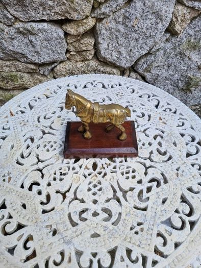 brass horse