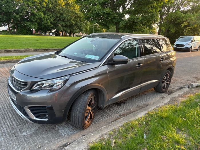 2020 Peugeot 5008