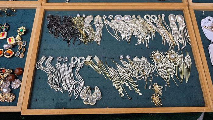 Women accessories