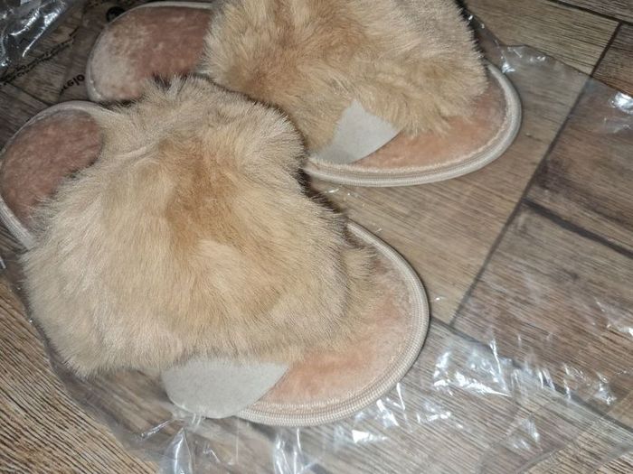 PLT fur slipper bnwt