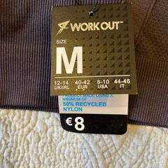 Sports bra medium