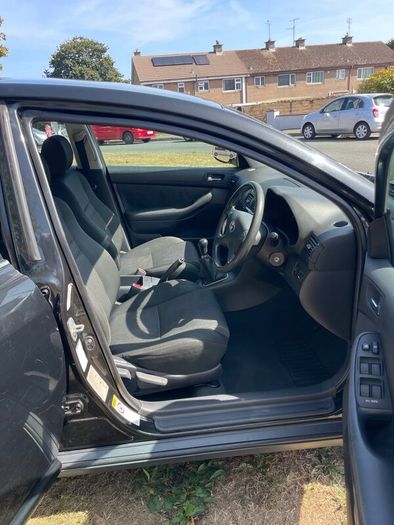 Toyota Avensis 2008