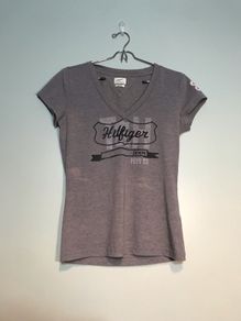 Tommy Hilfiger Ladies Short Sleeve T-Shirt Size Medium