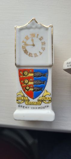 Vintage English Crested Ware Open to offers