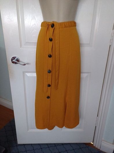 NWT Primark  Mustard Skirt  Size 18