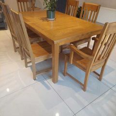 Large Extending Solid Oak Table and 6 Chairs
