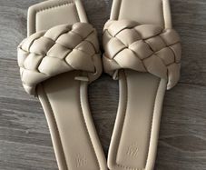 H&M sandals 39 size
