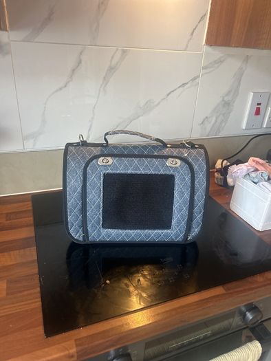 dog carrier