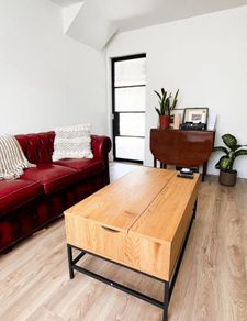Drop leaf Table