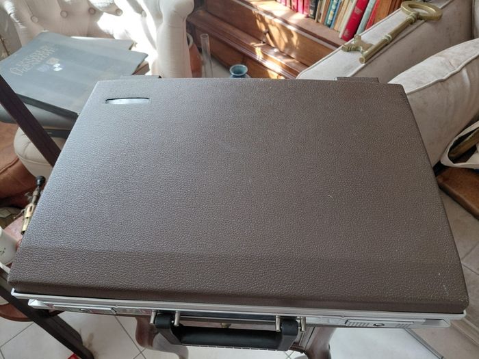 Vintage hard shell briefcase
