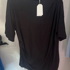 BNWT Black long line slimming cut blouse size 2 XL UK22/24 EU50/52 Postage included