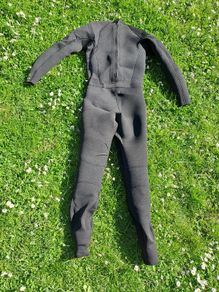 Olaian Wetsuit men's size small