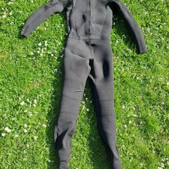 Olaian Wetsuit men's size small