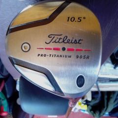 Titleist Driver 905R.