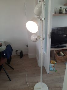 Floor lamp