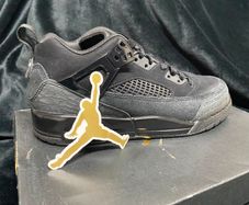 NIKE Jordans
