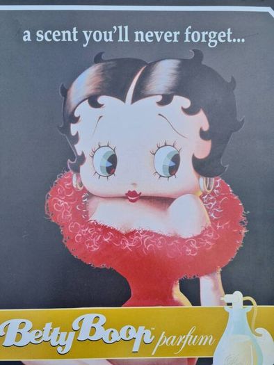 Betty boop parfum aluminium sign 16" x 12" in like new condition