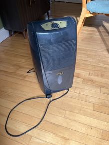 Dimplex de-humidifier