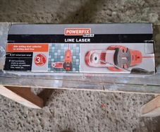 Laser level