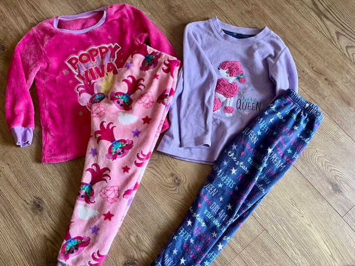 Girl 7-8 pyjamas
