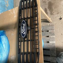 Transit custom grille