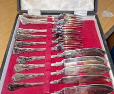 Vintage cutlery George Butler 12 piece set