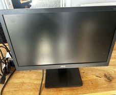 AOC Monitor 18.5inch