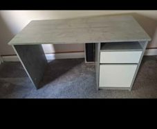Office desk + Chair