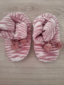 brand new bootie size S