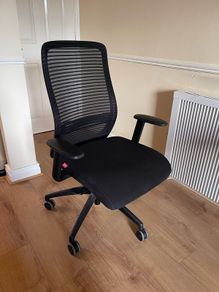 NV Ergonomic office chair