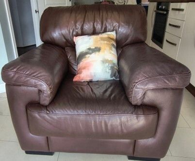 Leather armchair free to take