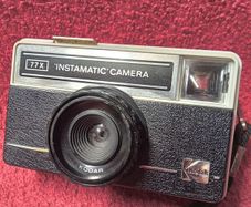 Vintage Kodak Instamatic 77X  Camera