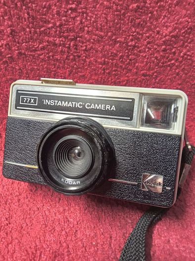 Vintage Kodak Instamatic 77X  Camera