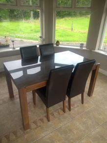Dinning table and 4 chairs