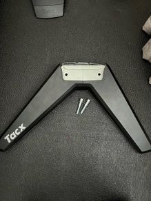 Tacx Flux turbo trainer  legs
