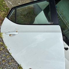 Drivers door i10